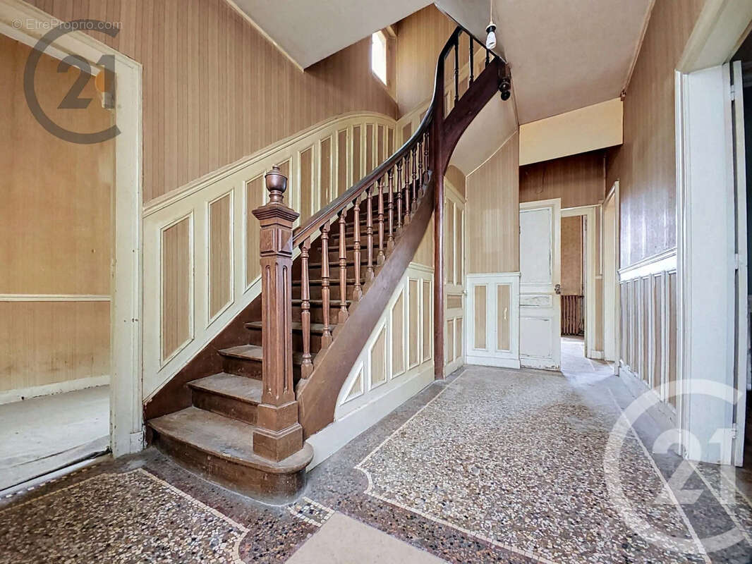 Maison 258 m² à Sezanne  - photo 18