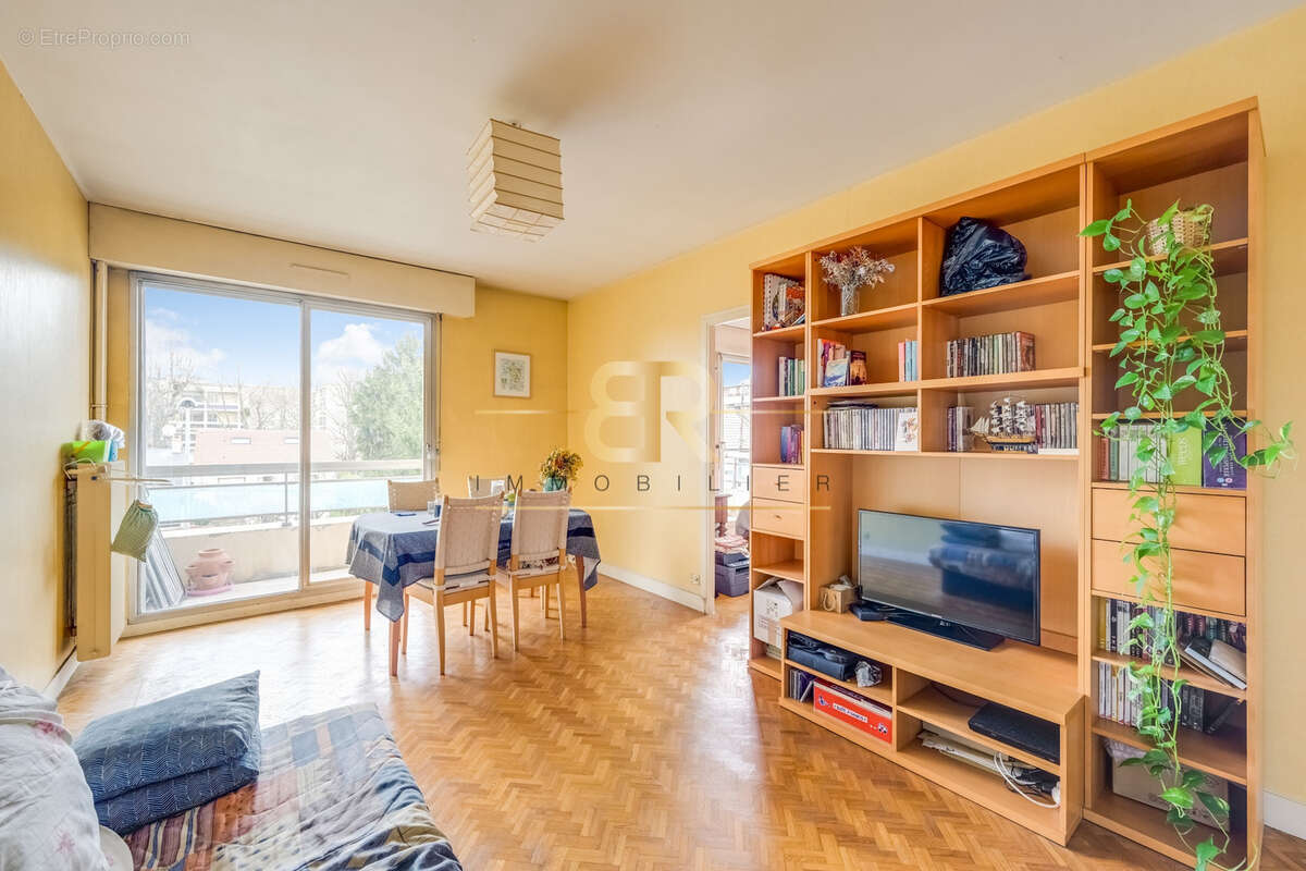 Sans vis a vis / balcon filant / vue dégagée - photo 2