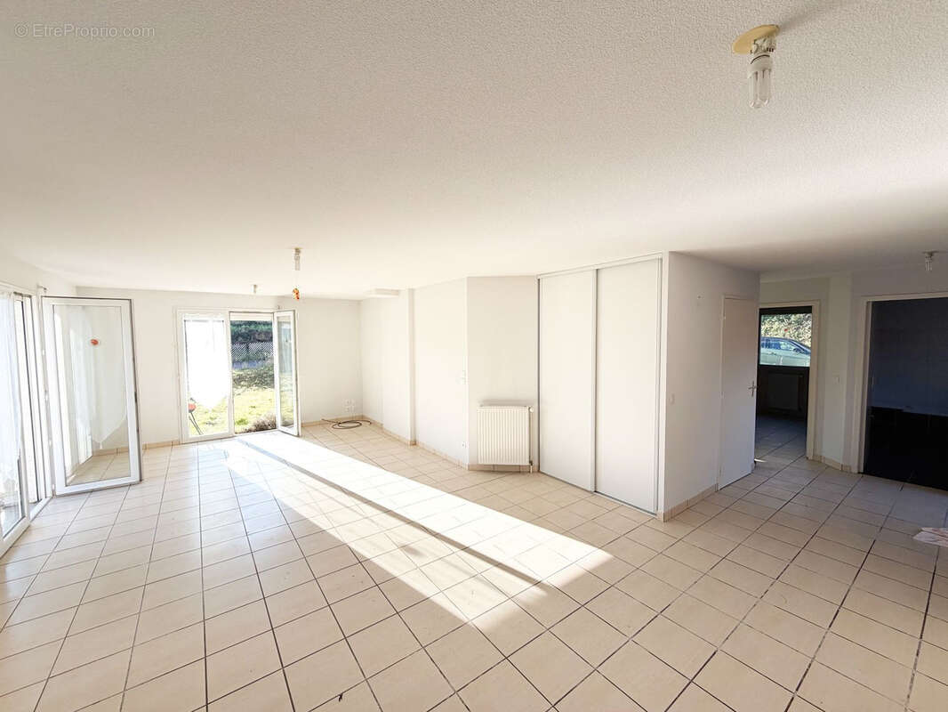 Maison à PONT-DU-CHATEAU