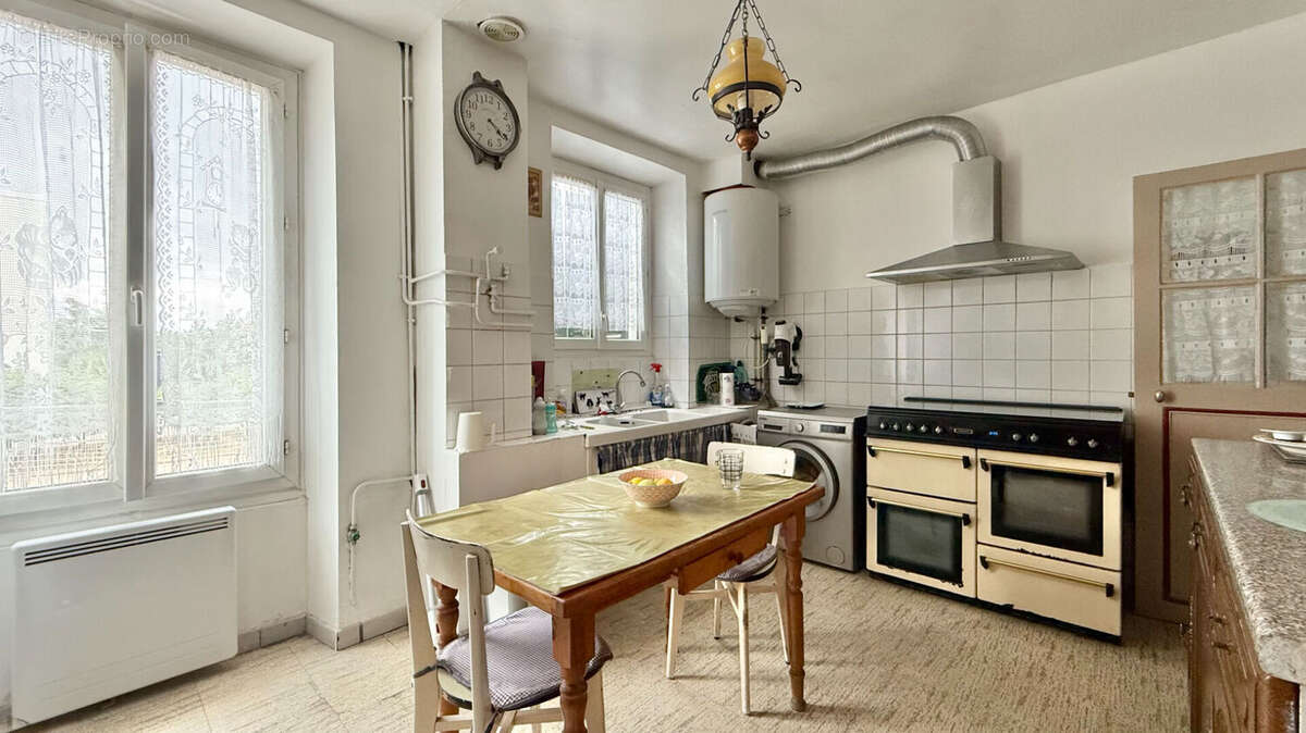 Appartement à CORBEIL-ESSONNES