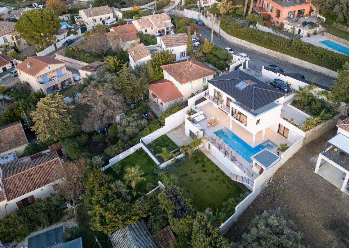 Maison à PLAN-DE-CUQUES