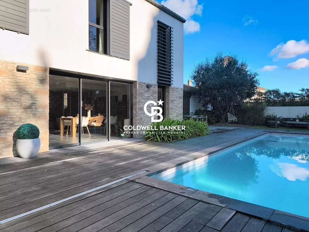 Maison à TALMONT-SAINT-HILAIRE