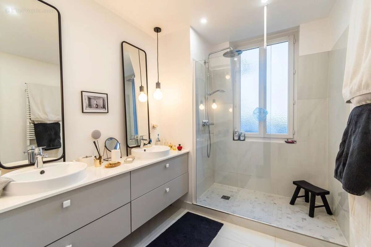 Maison à MONTMORENCY