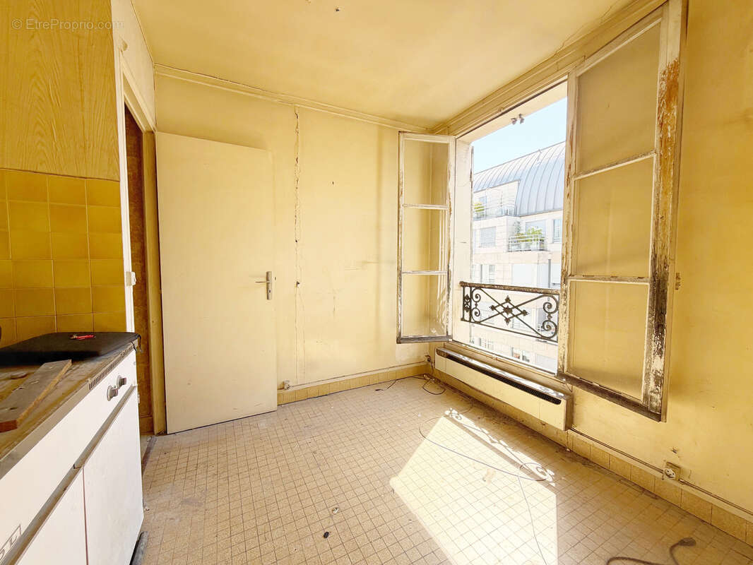 Appartement à PARIS-15E