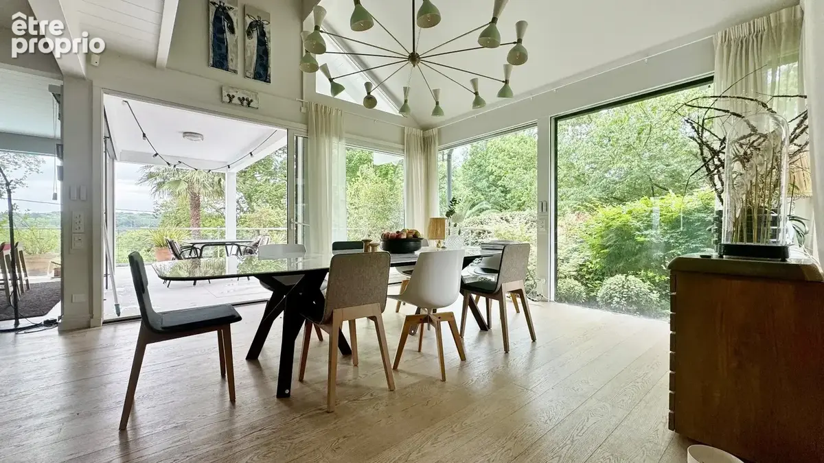 Villa d'architecte de 300 m² avec piscine et jardin de 1100 m², au calme absolu - photo 6