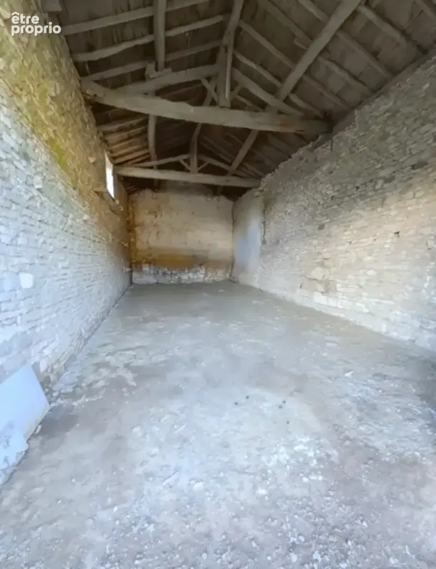 Maison en pierre rénovée – 157 m² – 3 chambres – terrain 3 200 m² piscinable – grange et dépendances – proche la crèche / niort - photo 12