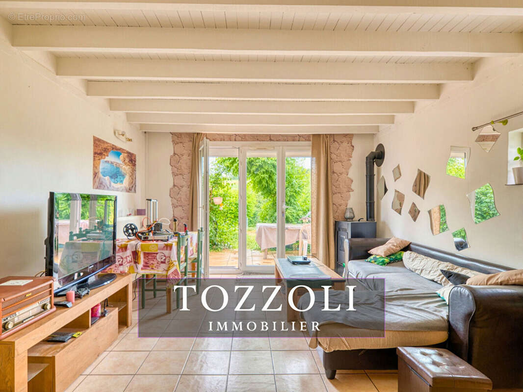 Maison à SAINT-QUENTIN-FALLAVIER