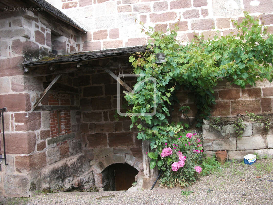 Maison à VARS-SUR-ROSEIX
