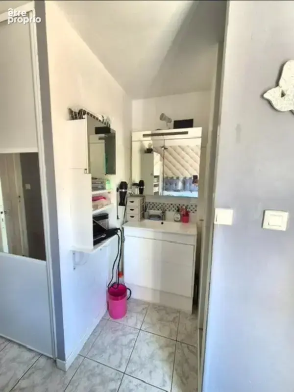 Maison Familiale 4 CH  100m²  en impasse- proche commerces  LE POULFANC SENE (56) - photo 8