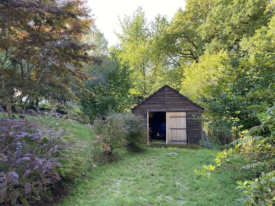 Maison à PEYRAT-LE-CHATEAU