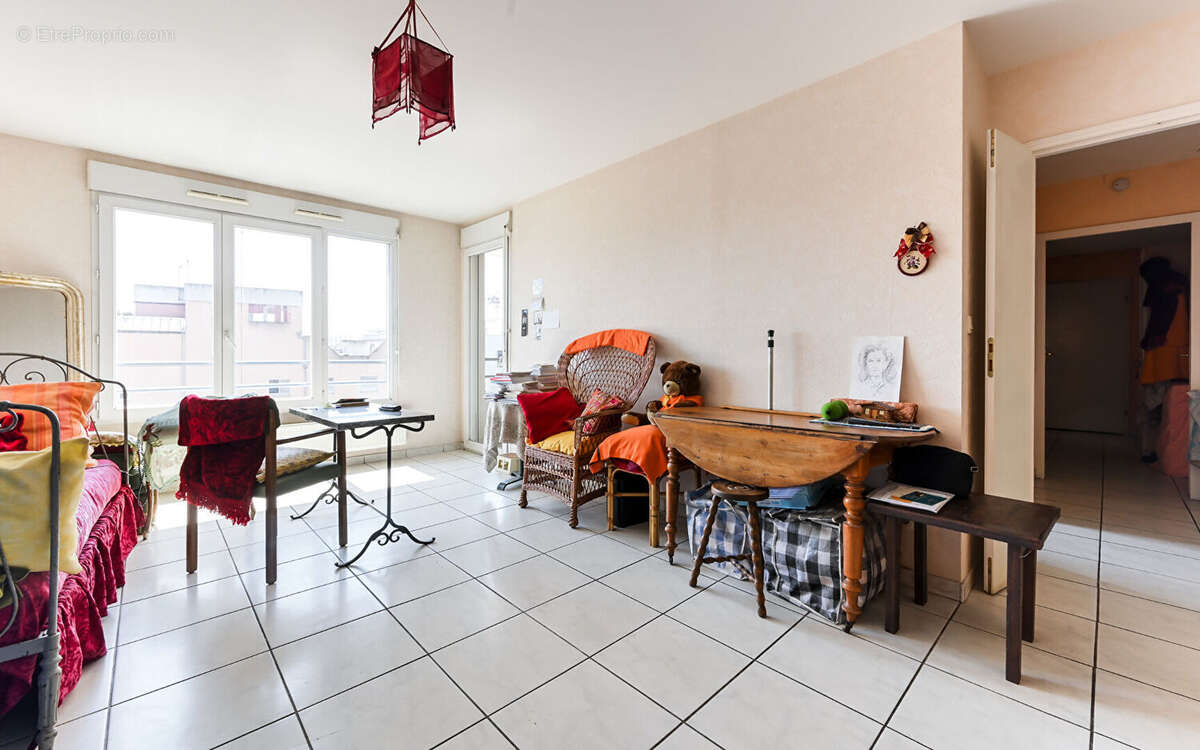 Appartement à LYON-8E