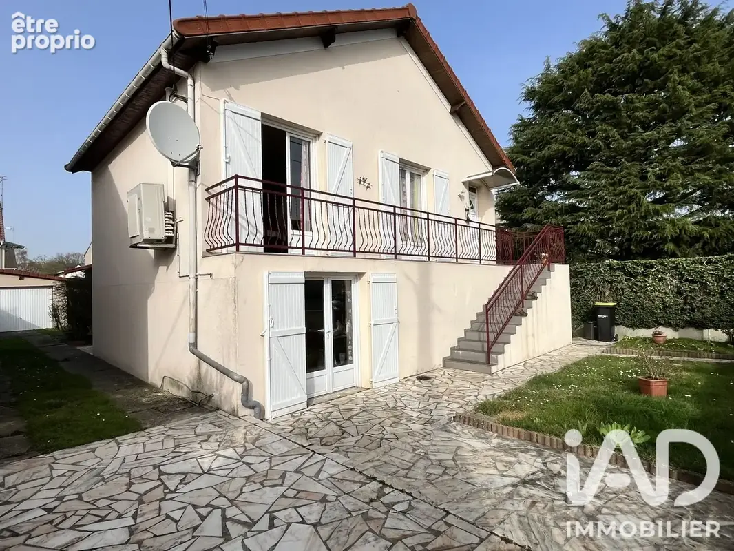 Photo 1 - Maison à OZOIR-LA-FERRIERE