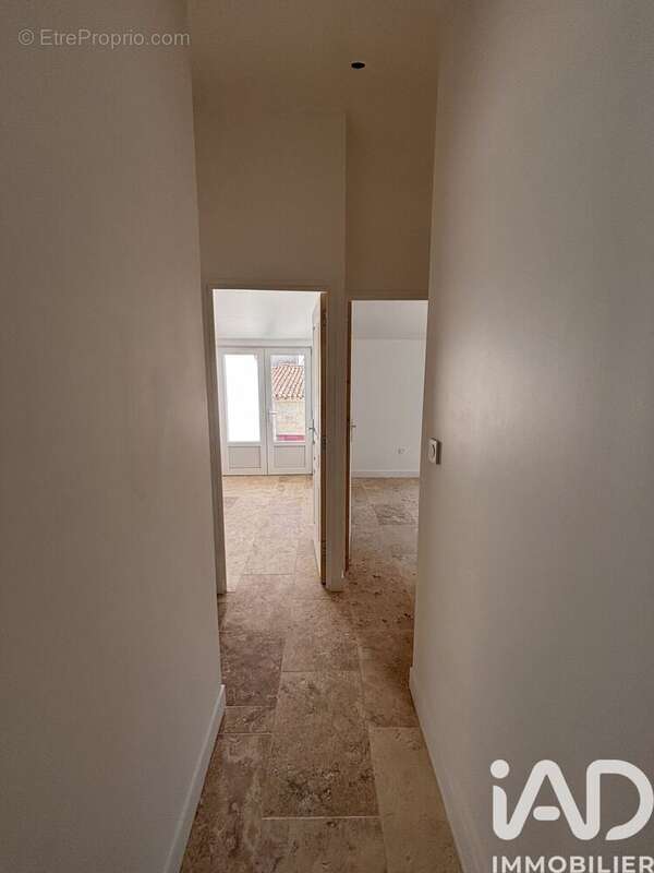 Maison 86 m² à Prin-Deyrancon  - photo 9