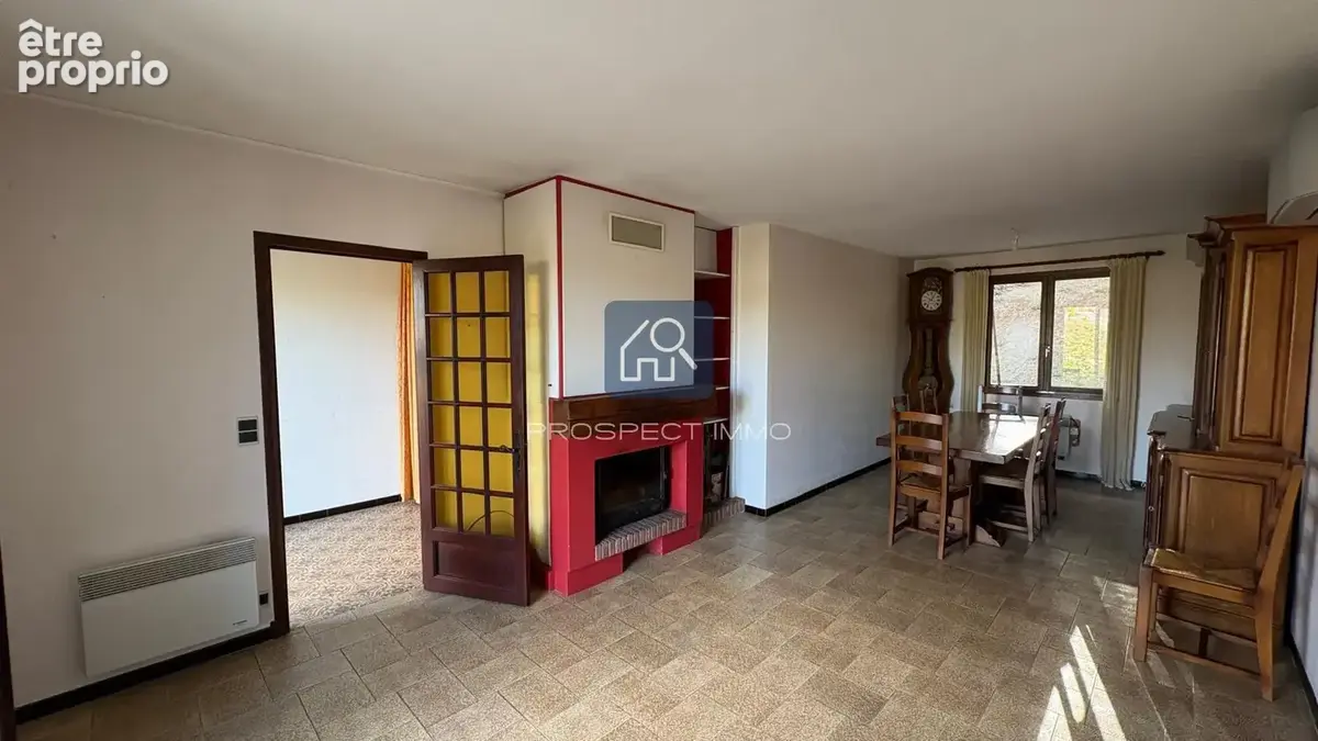 Maison individuelle à rénover sur grand terrain - photo 8