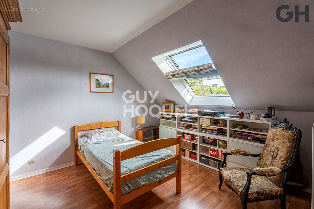 Charmante maison familiale de 6 pieces  (142.44 m²)  à soisy-sur-seine - photo 11