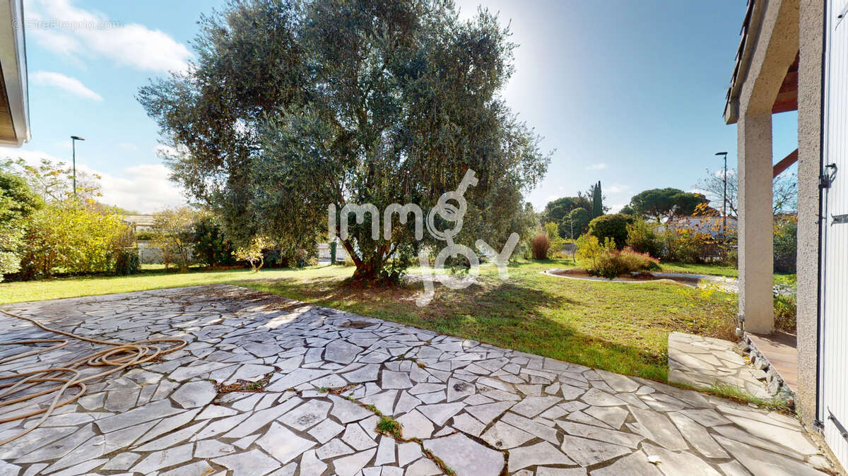 Roques - Grande villa familiale avec sous-sol et terrain piscinable - photo 19