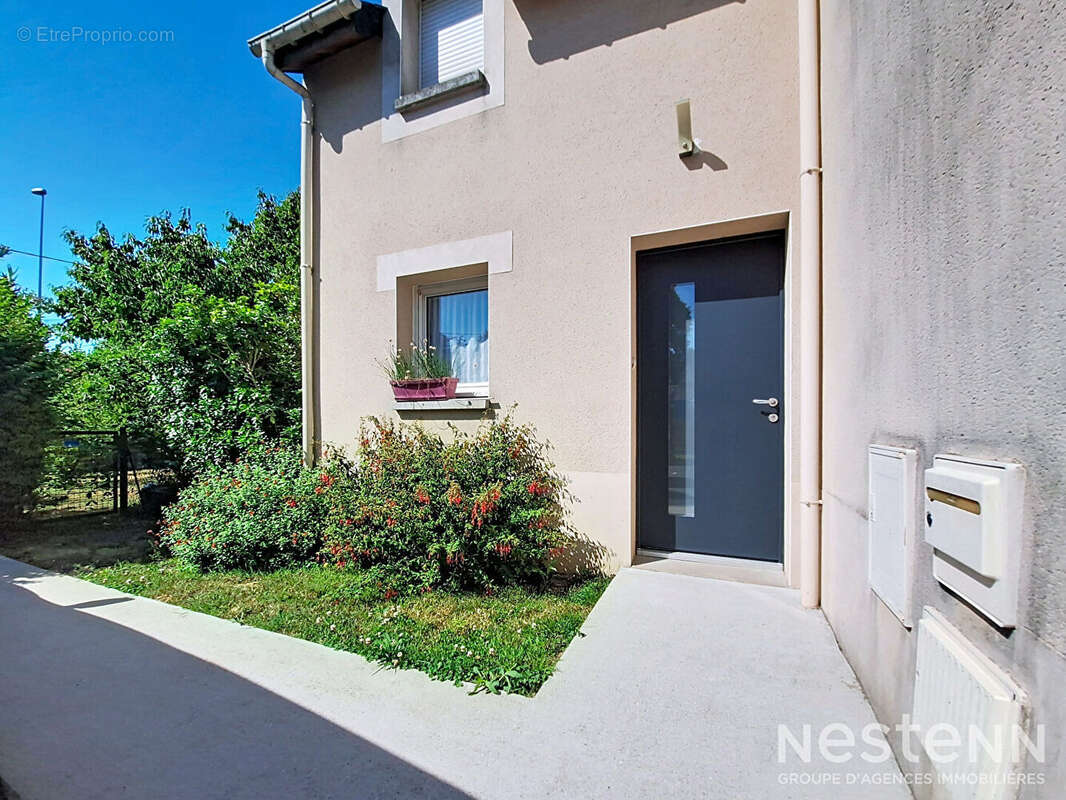 Maison Sainte Luce Sur Loire 4 pièce(s) 92.27 m2 - photo 2