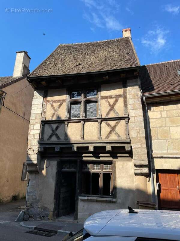 Maison à AUTUN