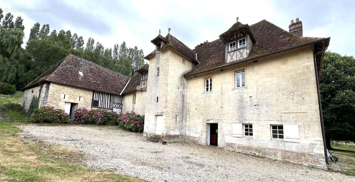 Maison 418 m² à Pont-L'eveque  - photo 308