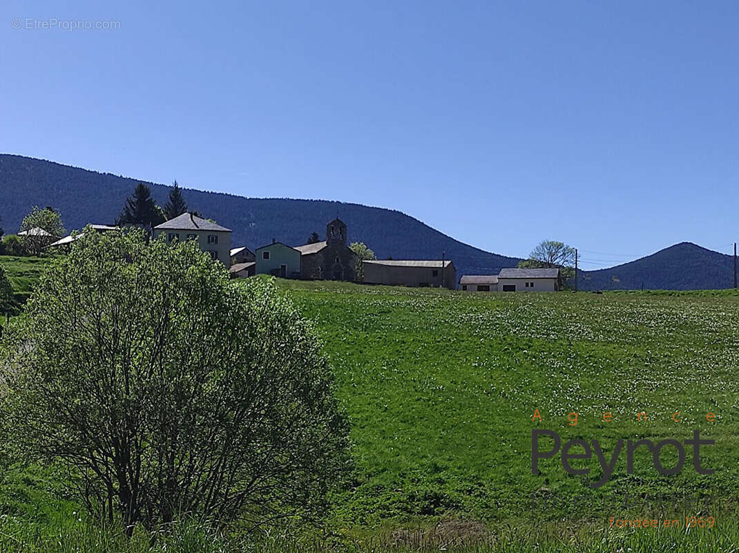 Terrain à PUYVALADOR