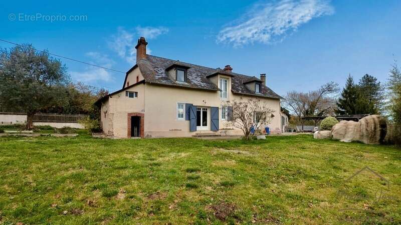 Maison à PONSON-DESSUS