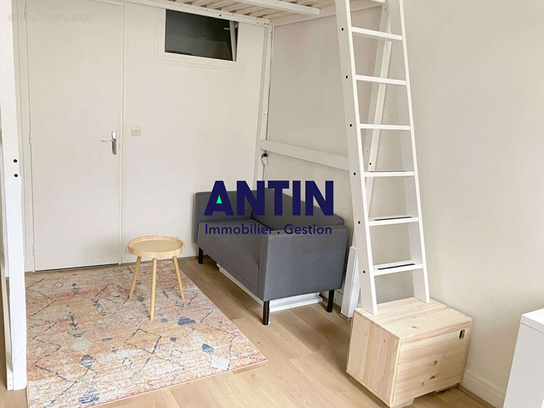 Charmant studio meublé de 17 m2 avec belle hauteur sous plafond - photo 6