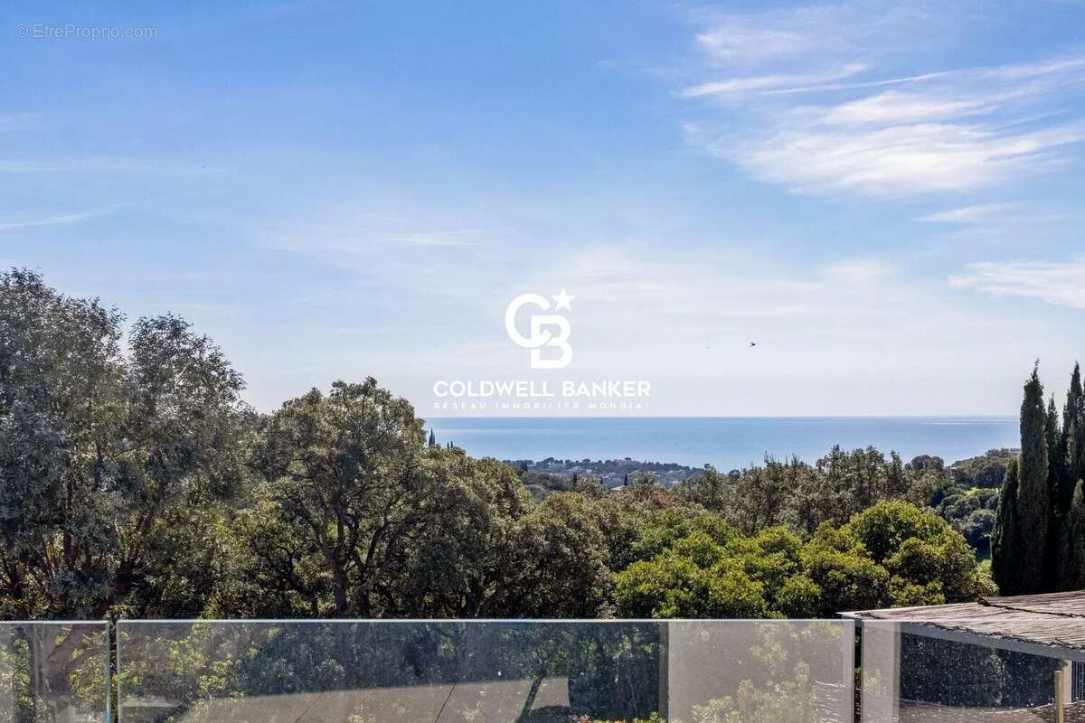 Maison à CAVALAIRE-SUR-MER