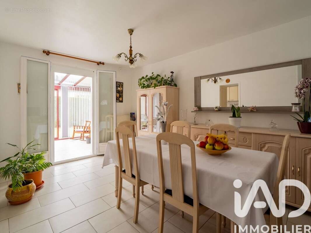 Photo 3 - Maison à NANTEUIL-LES-MEAUX