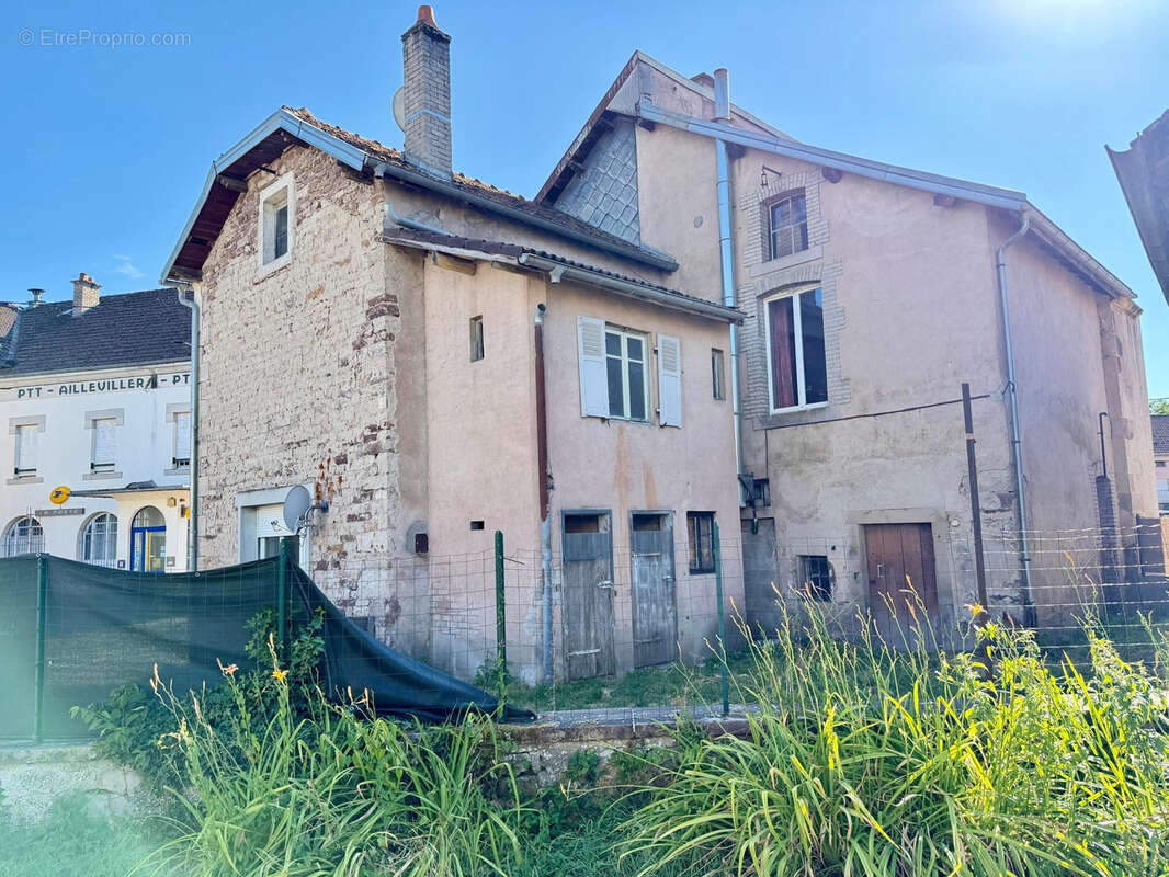 Vente maison de village sur terrain sur 3,02 ares AILLEVILLERS - photo 2