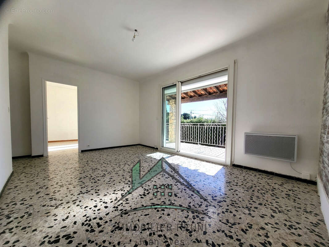 Maison à SAUSSET-LES-PINS