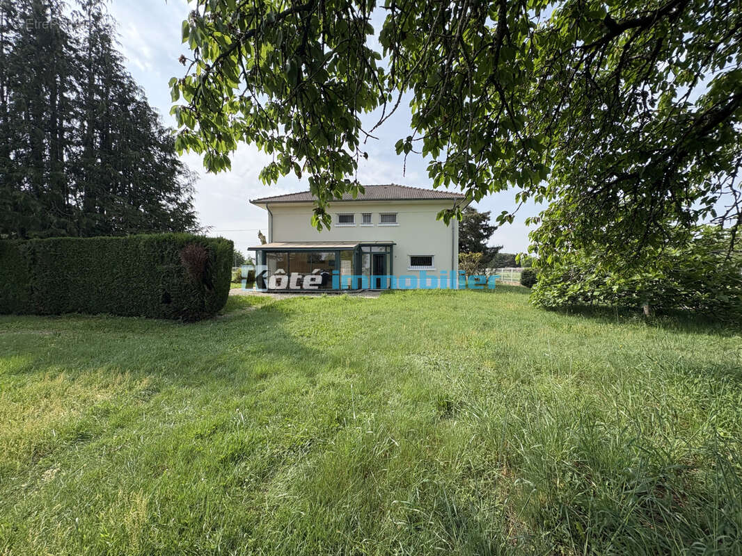 Maison à AUREILHAN