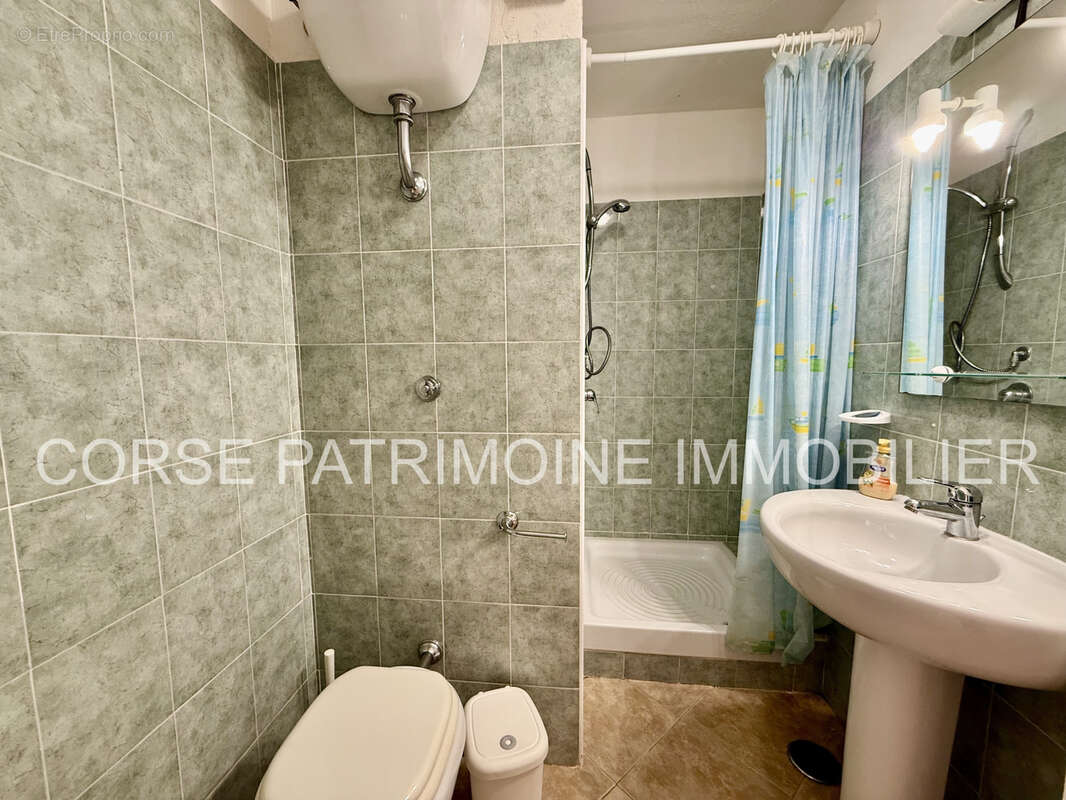 Appartement à LINGUIZZETTA