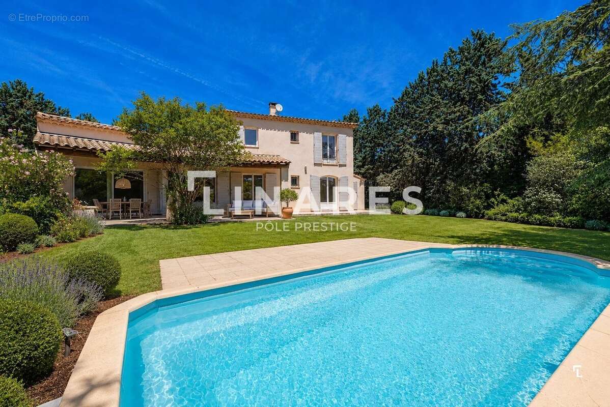 LE CYPRÈS. - Propriété familiale de 150m2  - PUYRICARD - photo 1