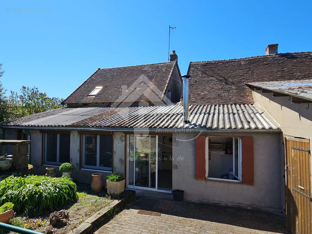 Maison à SAINT-LEON