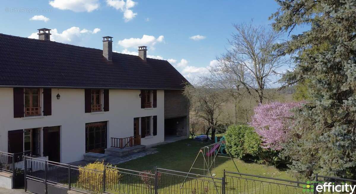 Maison à VILLEDIEU