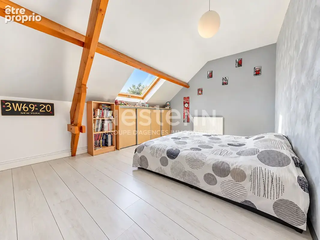 Maison Champs Sur Marne - Sous-sol surélevé - 7 pièces - photo 10