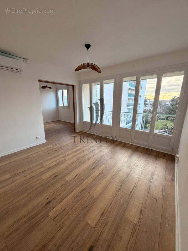 Appartement à GUILHERAND-GRANGES