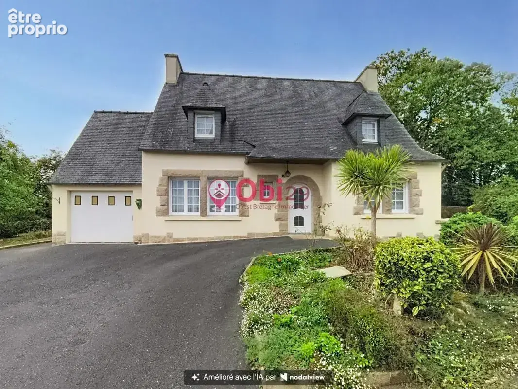 Maison à PONT-DE-BUIS-LES-QUIMERCH