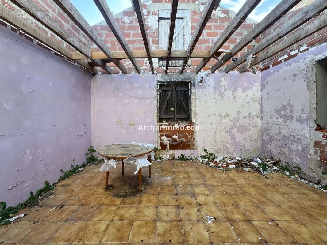 Maison à CHEVRY-COSSIGNY