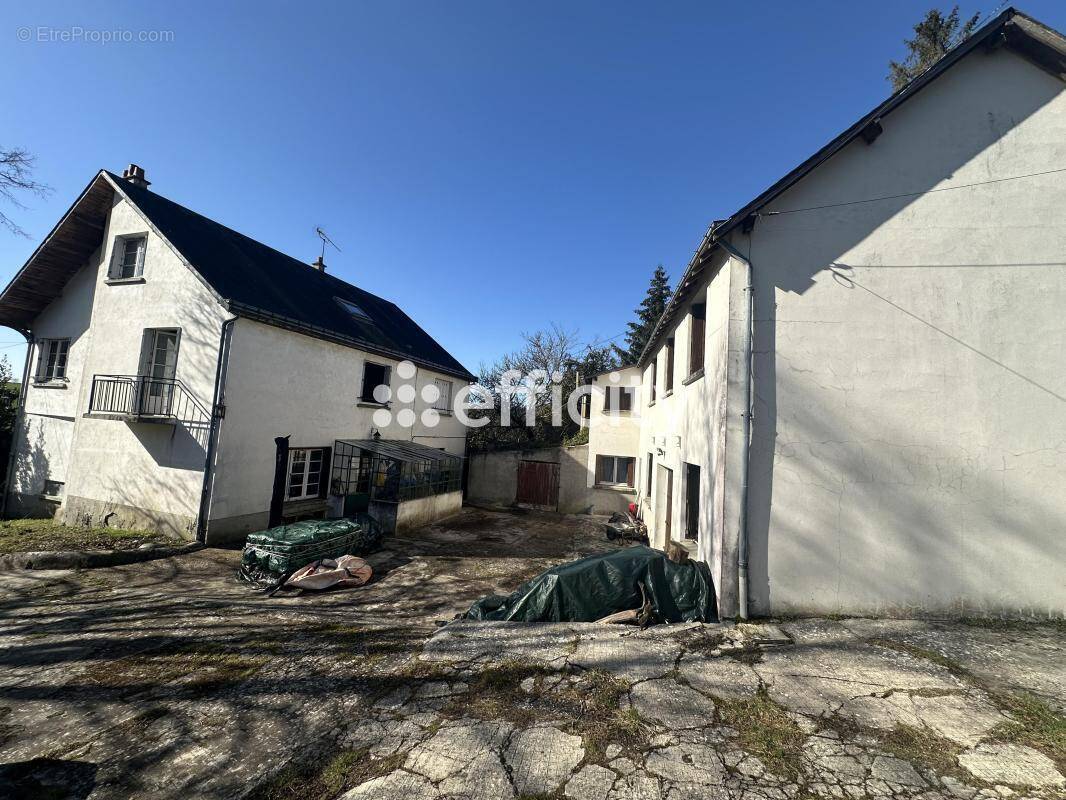 Maison à NOUZILLY