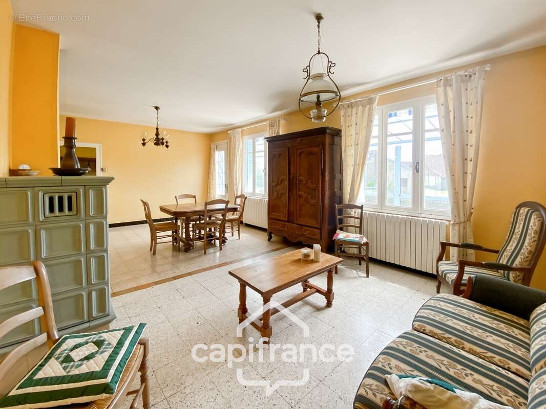 Maison à vendre 5 pièces VARENNES SAINT SAUVEUR (71) - photo 6