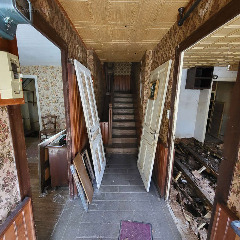 Maison de bourg à TRIZAC - photo 2