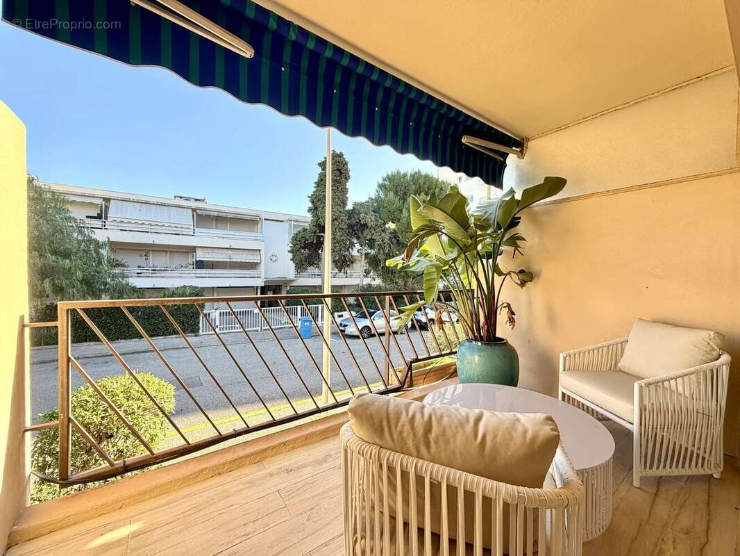 Appartement à CANNES