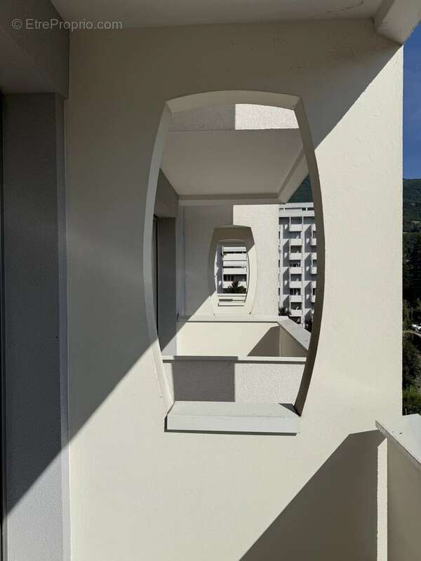 Appartement à MEYLAN