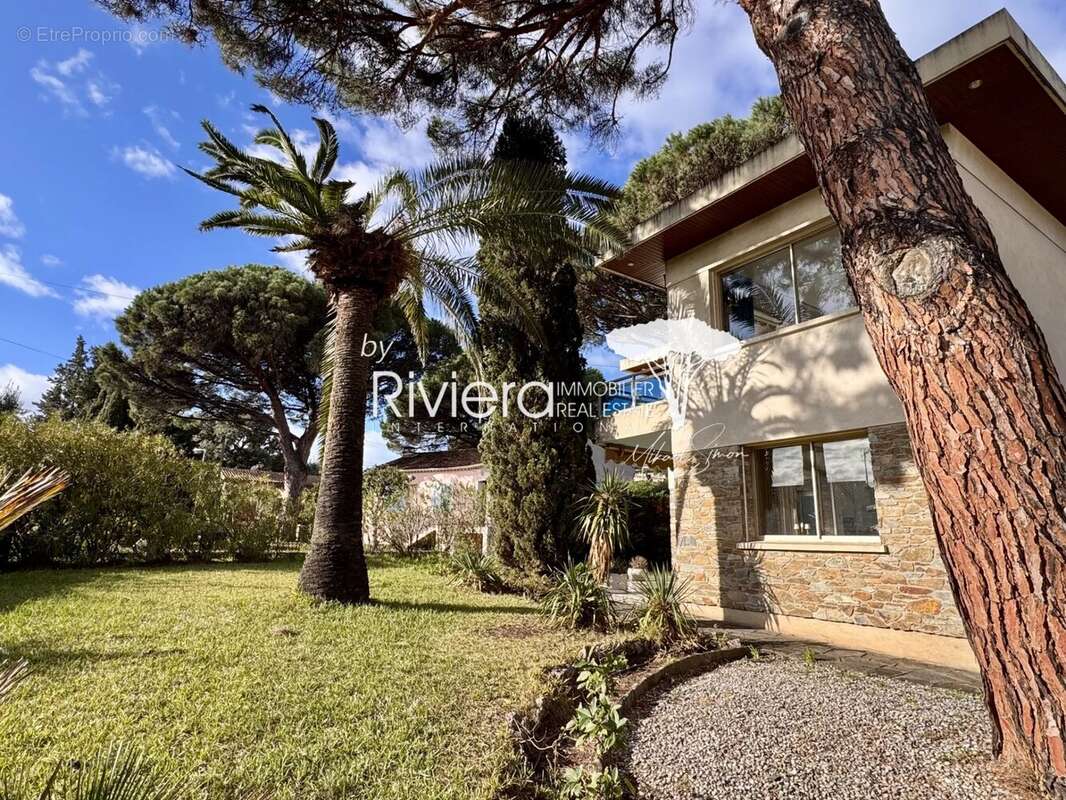 Maison à CAVALAIRE-SUR-MER