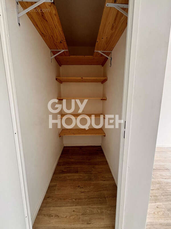 Appartement à AUBERVILLIERS