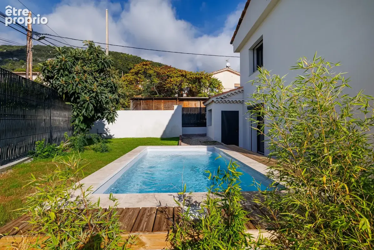 Maison entièrement rénovée avec piscine, à 200 m du village - photo 35