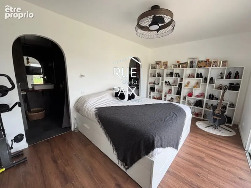 Maison de plain-pied de 128 m² située à Châtillon-sur-Thouet - photo 3