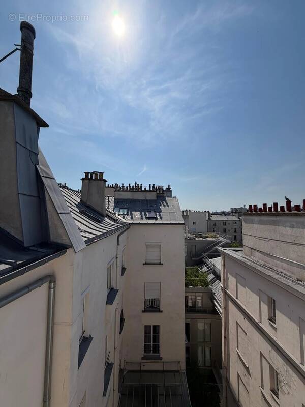 Appartement à PARIS-3E