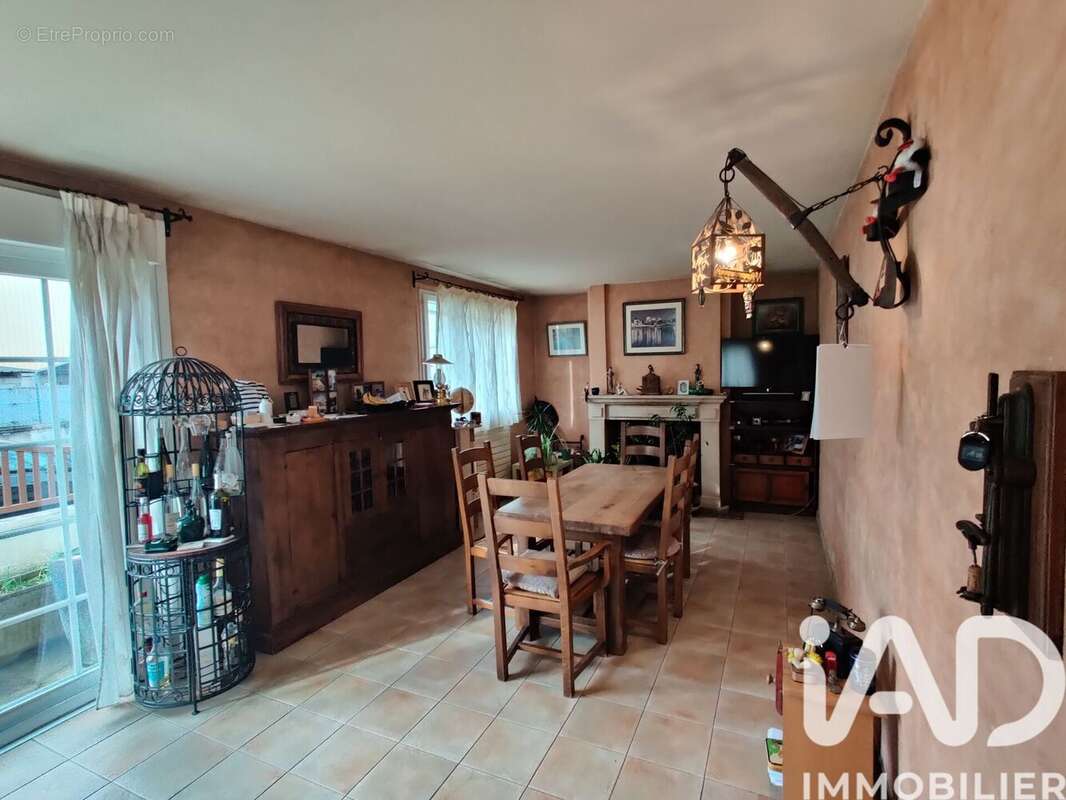 Photo 4 - Maison à VAUJOURS